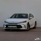 كامرى E بنزين ابيض 2025