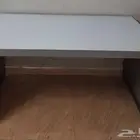 طاولة طعام كبيرة