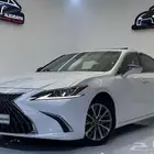 لكزس ES 300 هايبرد 2023