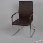 كراسي وطاولات