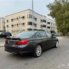 للبيع BMW 740 Li لارج شاشات فل الفل 2012 نظيف جداجدا