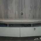 دولاب تلفزيون نضيف جدا