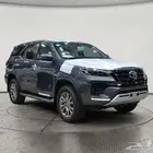 تويوتا فورتشنر VX2 2.8 ديزل 2024 رادرا الوان رصاصي واسود