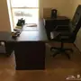   للبيع عدد من المكاتب والكمبيوترات 
