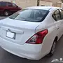 للبيع نيسان صني ابيض اتماتيك نص فل
