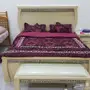 غرفة نوم نظيفة جدا - طقم كنب شبة الجديد 