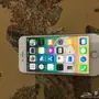 ايفون 6 - 16 Gb ابيض مع اغراضه