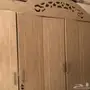 للبيع خزانة ملابس مع تسريحة 
