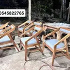 كراسي وطاولات مقاهي