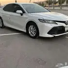 تويوتا كامري أبيض هايبرد 2019