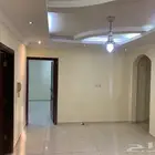 شقة للبيع حي مشرفه 5 غرف 3 حمام مطبخ صالة مدخلين 480الف