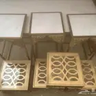 طاولة مع طاولات 3 خدمه  اربع طاولات خدمه