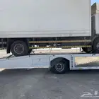 سطحه كبيره لنقل السيارات الكبيره والصغيره من جده