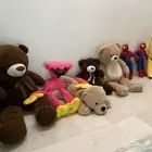 دمى للبيع أغلبها جديده