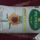 اعلاف واكل طيور كروان روز فيشر بادجي زيبرا كن