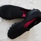 حذاء مشي نوع Go Walk سهل الارتداء من سكيتشرز