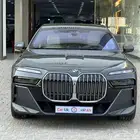 بي ام دبليو الفئه السابعه 735 اي-2025 جديد اعلي مواصفات
