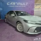 تويوتا كامري E-PLUS هايبرد 2025 (جميع الالوان )