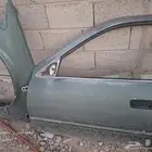 باب ورفرف كامري من99لين2002مع زجاج وبعض الملحقات(450 ريال )