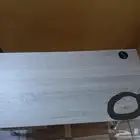 طاولة مكتبية