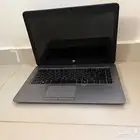 كمبيوتر HP بحالة ممتازة مع الشاحن