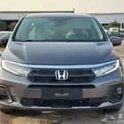 هوندا اوديسي LX موديل 2025 - اللون - ابيض - فضي - رمادي