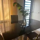 طاولة طعام قزاز