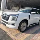 نيسان باترول بلاتينيوم 6 سلندر V6 تنفس طبيعي 2025 ابيض