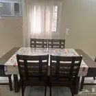 طاوله طعام نظيفه جدا من عبداللطيف استخدام سنه