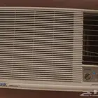 مكيف شباك يورك 18 وحده نظيف للبيع
