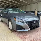 نيسان التيما استاندر موديل 2025 رمادي