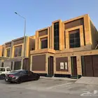 دور من 6 غرف و 5 حمامات في بدر للإيجار ب 36000 سنوي