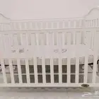 سرير أطفال