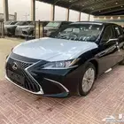 لكزس ES 300 AH هايبرد 2025 سعودى اسود