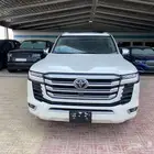تويوتا لاندكروزر VX 2024 ابيض مستعمله