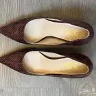 كعب لون عنابي برقندي جديد لم يستخدم