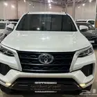 تويوتا فورشنر GX2 دبل 2025 عداد 7500 بحالة الوكالة