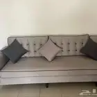 كنب جديد مع ملحقاته