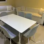 سفره و انتريه ركنه و غرفه نوم كالجديدة بالاكياس لظروف السفر