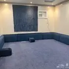 مجلس أرضي نظيف 4 في 5 مع ستاره وفرشه