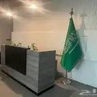 اثاث مكتبي متكامل طاولات وكراسي متنوعه شبه الجديد