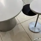 طاولة رخام