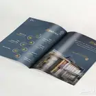 مصمم بروفايلات ملف تعريفي وتقارير وعروض تقديمية