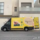 خدمه منزليه للعنايه بالحيوانات