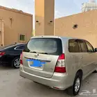 تويوتا انوفا 2013 استخدام عائلة نظيف