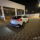 نيسان 2017