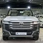 تويوتا لاند كروزر VXهايبرد 2025