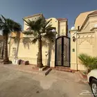 للايجار دور ارضي بحي الحمراء 90 الف