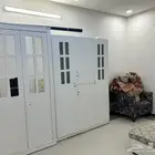 دواليب ملابس وكنب وسجاد للبيع مستعمل