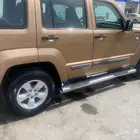 للبيع شيروكي ليبرتي 2012 v6